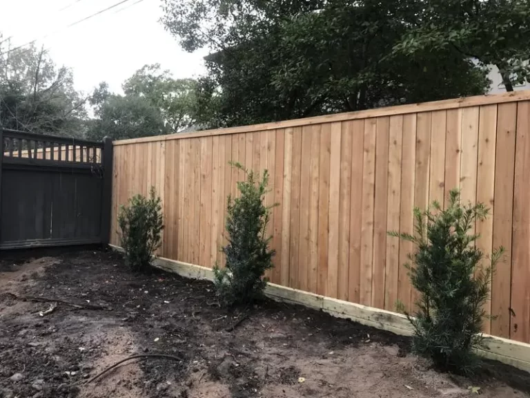 Installing a Fence in Montgomery, TX: A Detailed Guide